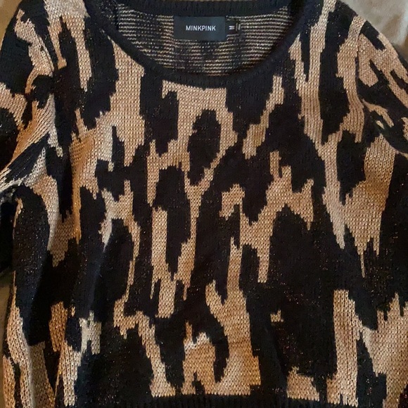 by Pink - Picture 2 of 4